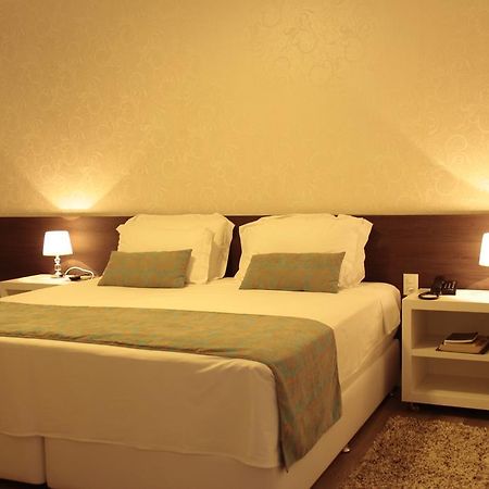 פאטוס דה מינאס Hz Hotel מראה חיצוני תמונה