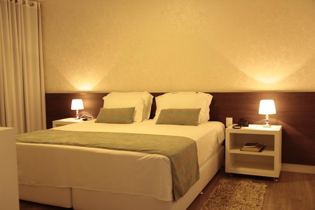 פאטוס דה מינאס Hz Hotel מראה חיצוני תמונה
