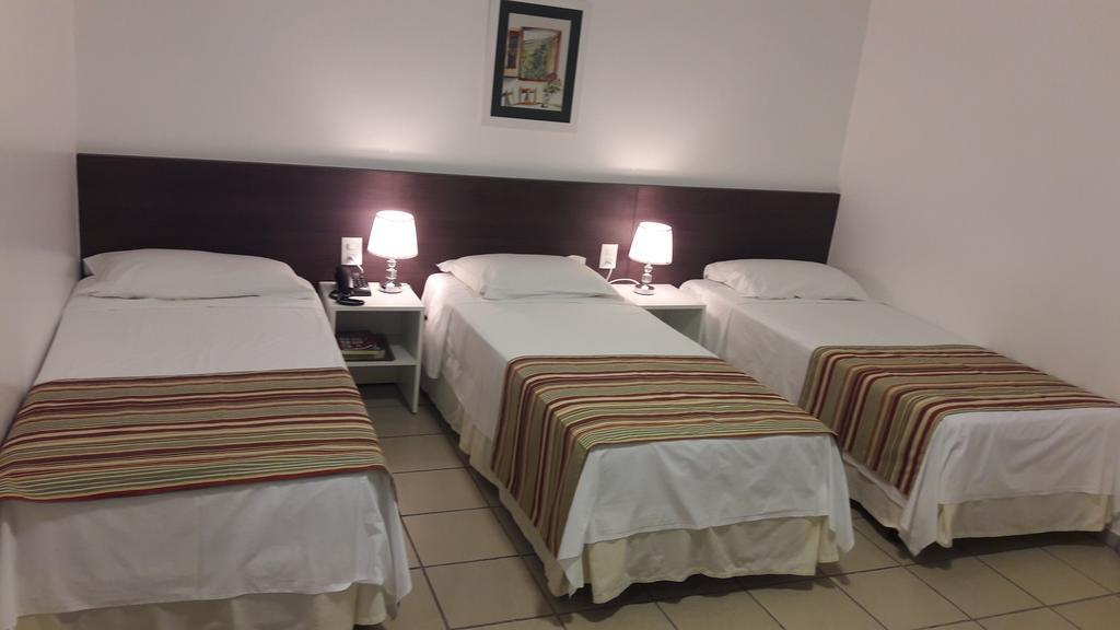 פאטוס דה מינאס Hz Hotel מראה חיצוני תמונה